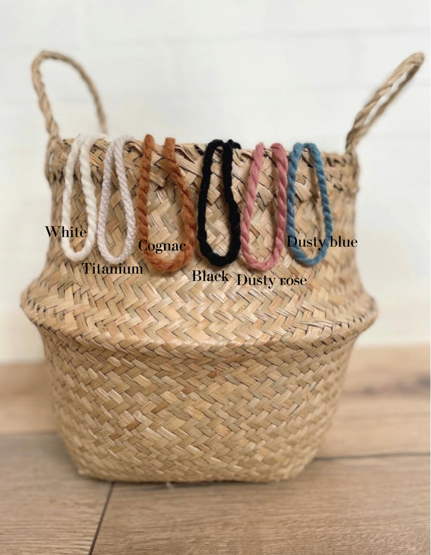 Basket with optional text